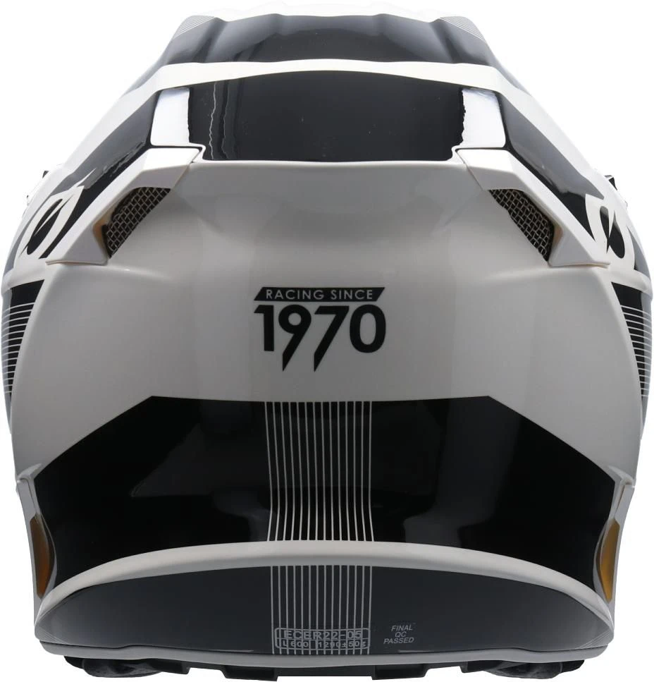 ONEAL 10SERIES HYPERLITE COMPACT MX-Helm 8 ONEAL 10SERIES HYPERLITE COMPACT MX-Helm – Bild 6